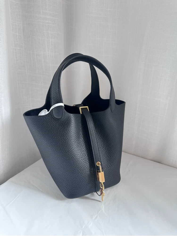 P18 Black GHW