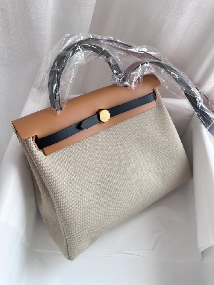 HERBAG 31 Beton/Ebene/Naturel Sable/Black GHW